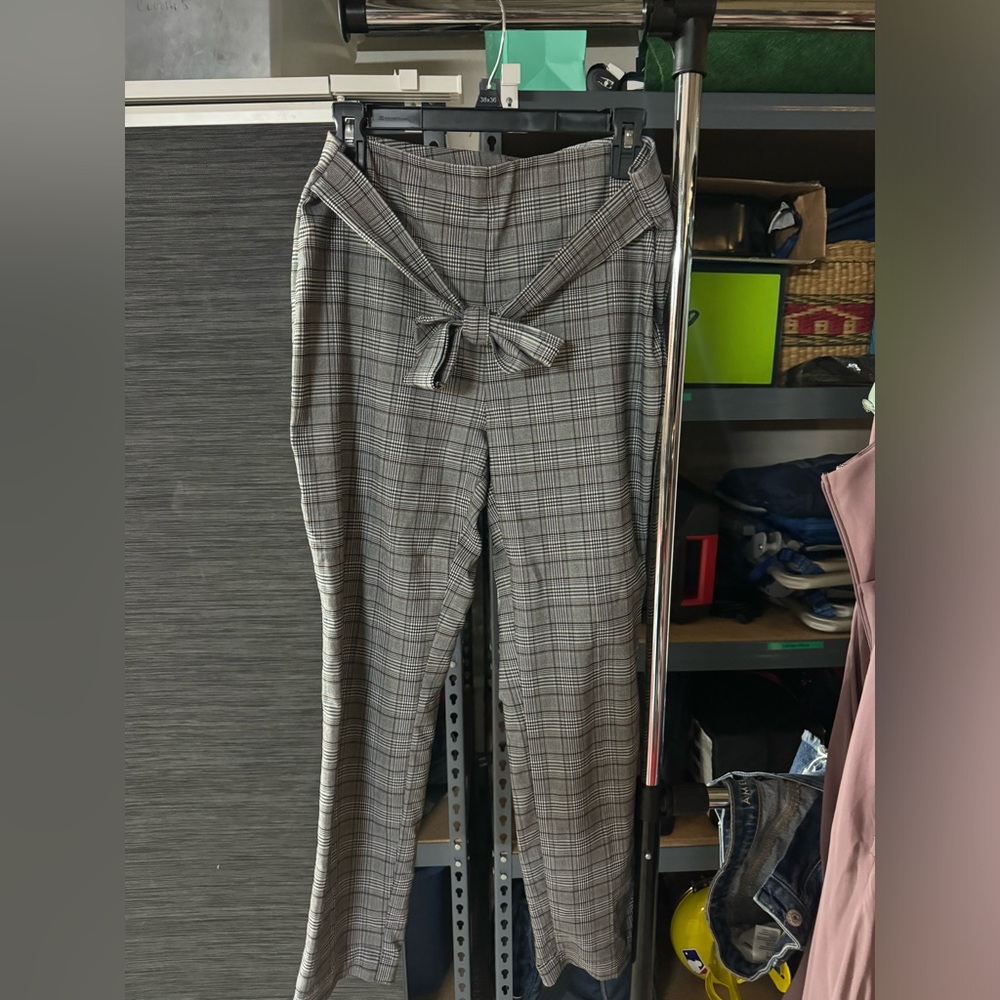 Checkered elastic waist trousers